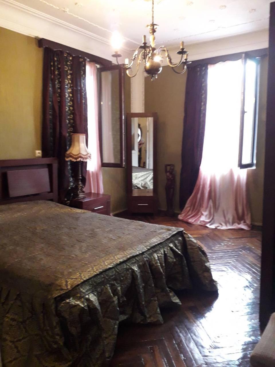 Guest House Temuri Batumi Exterior photo